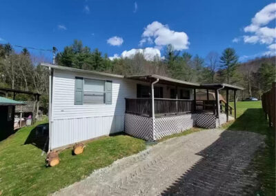 4028 Ridgeview Nellis Rd. Ridgeview, WV 25169