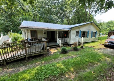 987 Upper Midway Dr, Dunbar, WV 25064