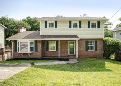 1070 Greenland Cir South Charleston, WV 25309